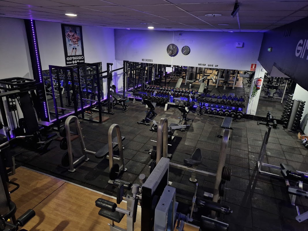 Gimnasio Train Hard